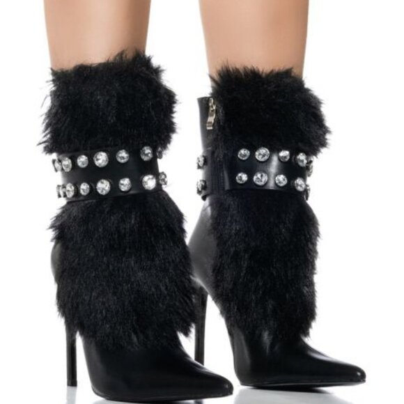 AZALEA WANG " TOTAL STATEMENT " FUZZY EMBELLISHED BOOTIE / Fast Shipping - Picture 1 of 6